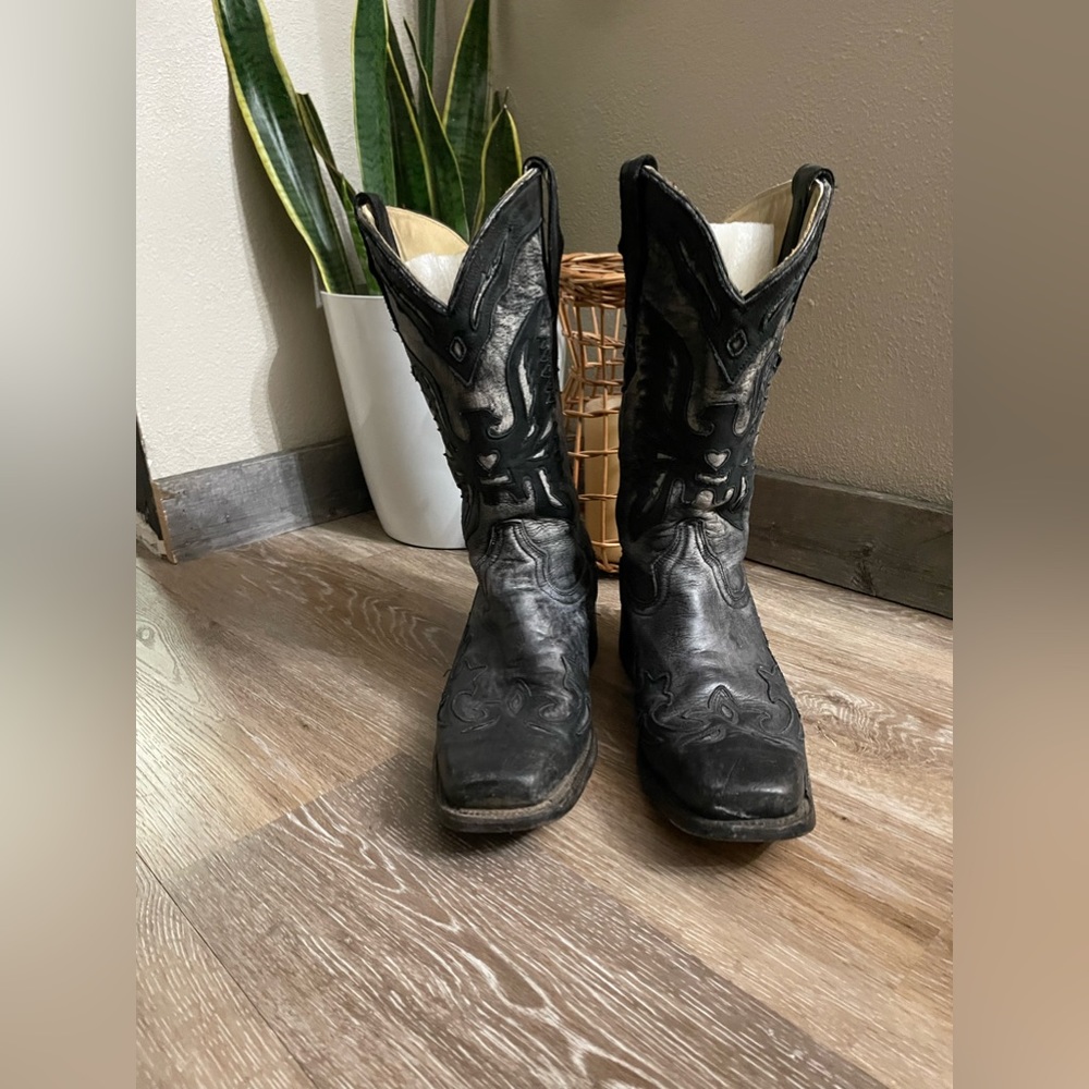Black corral boots